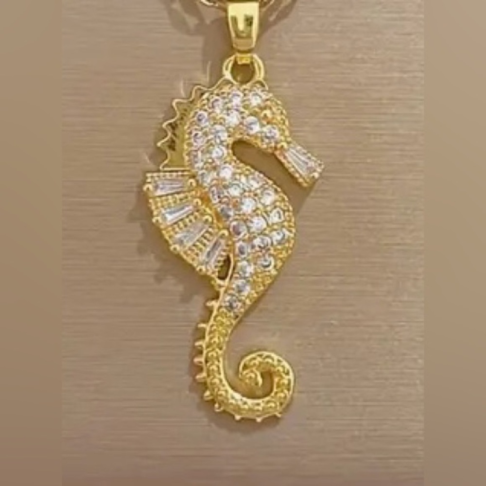Stainless Steel Rhinestone-Encrusted
Seahorse Pendant Necklace
